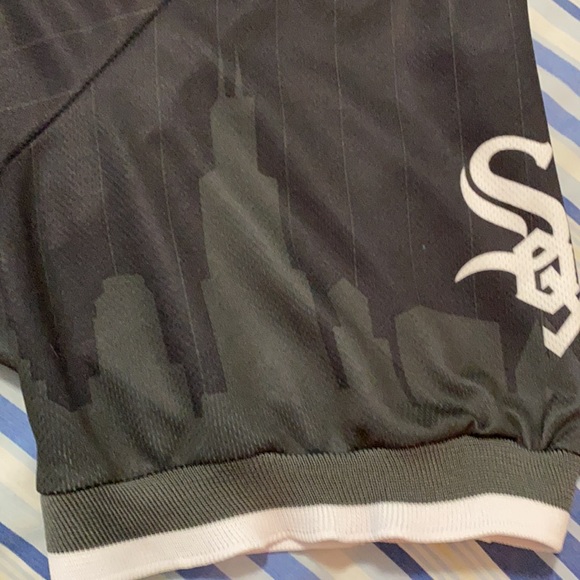 White Sox replica jersey, in game promotion. - Picture 4 of 5